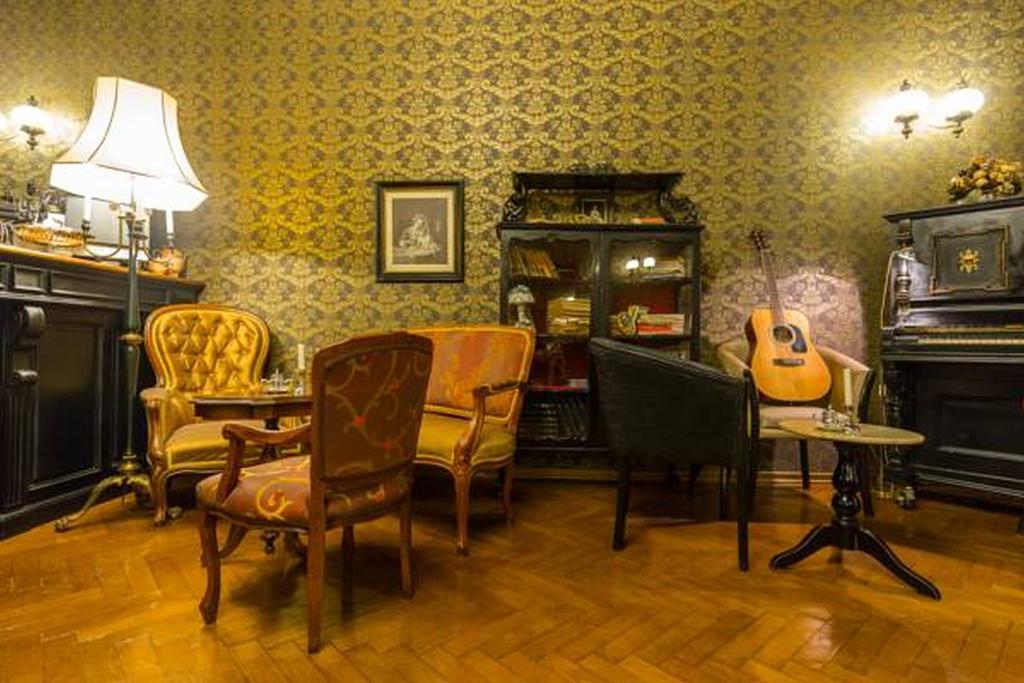 Grand Boutique Hotel 4*