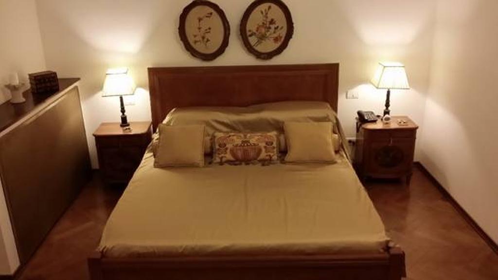 Grand Boutique Hotel 4*
