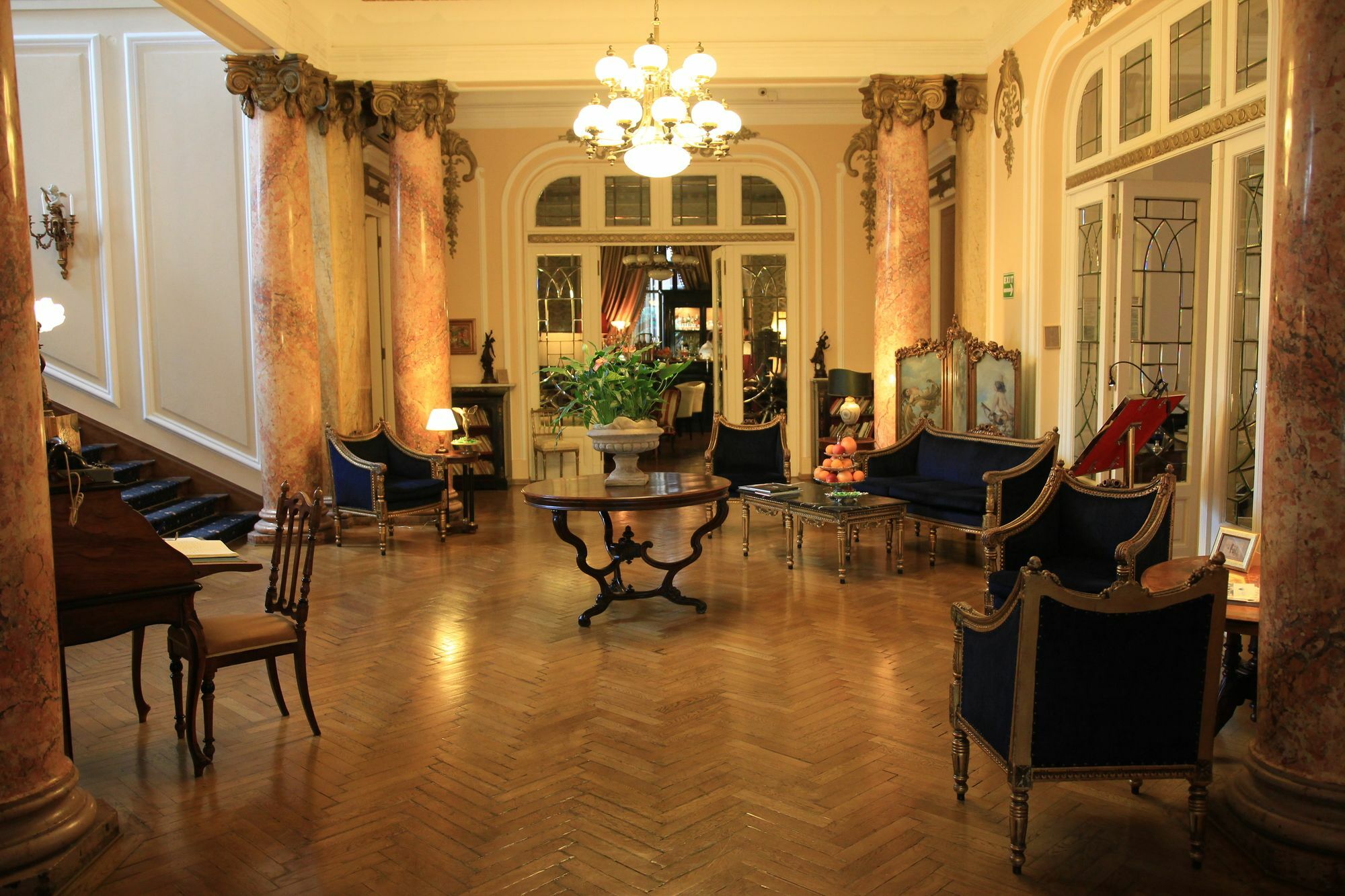 Grand Boutique Hotel Bucureşti
